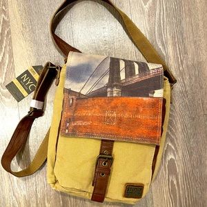Studio Manhattan Brooklyn Bridge Crossbody Bag NWT